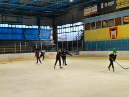 predvanocni brusleni 24